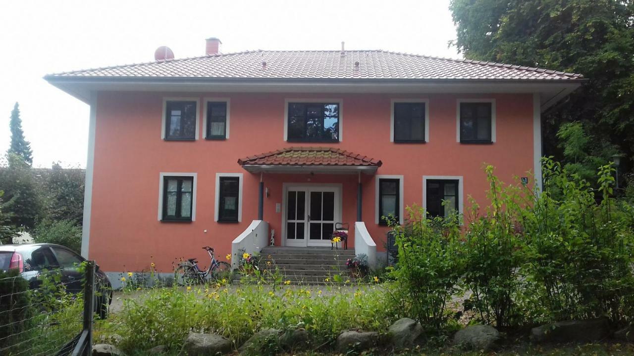 Fewo 1 Waren Mueritz - Haus Buchen Am Tiefwarensee - 1 Zi Esterno foto